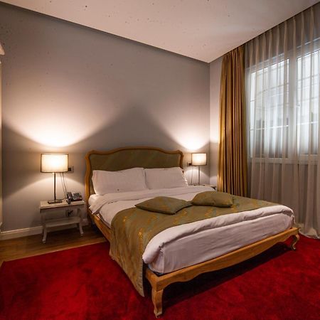 Classic Hotel Tirana Zewnętrze zdjęcie