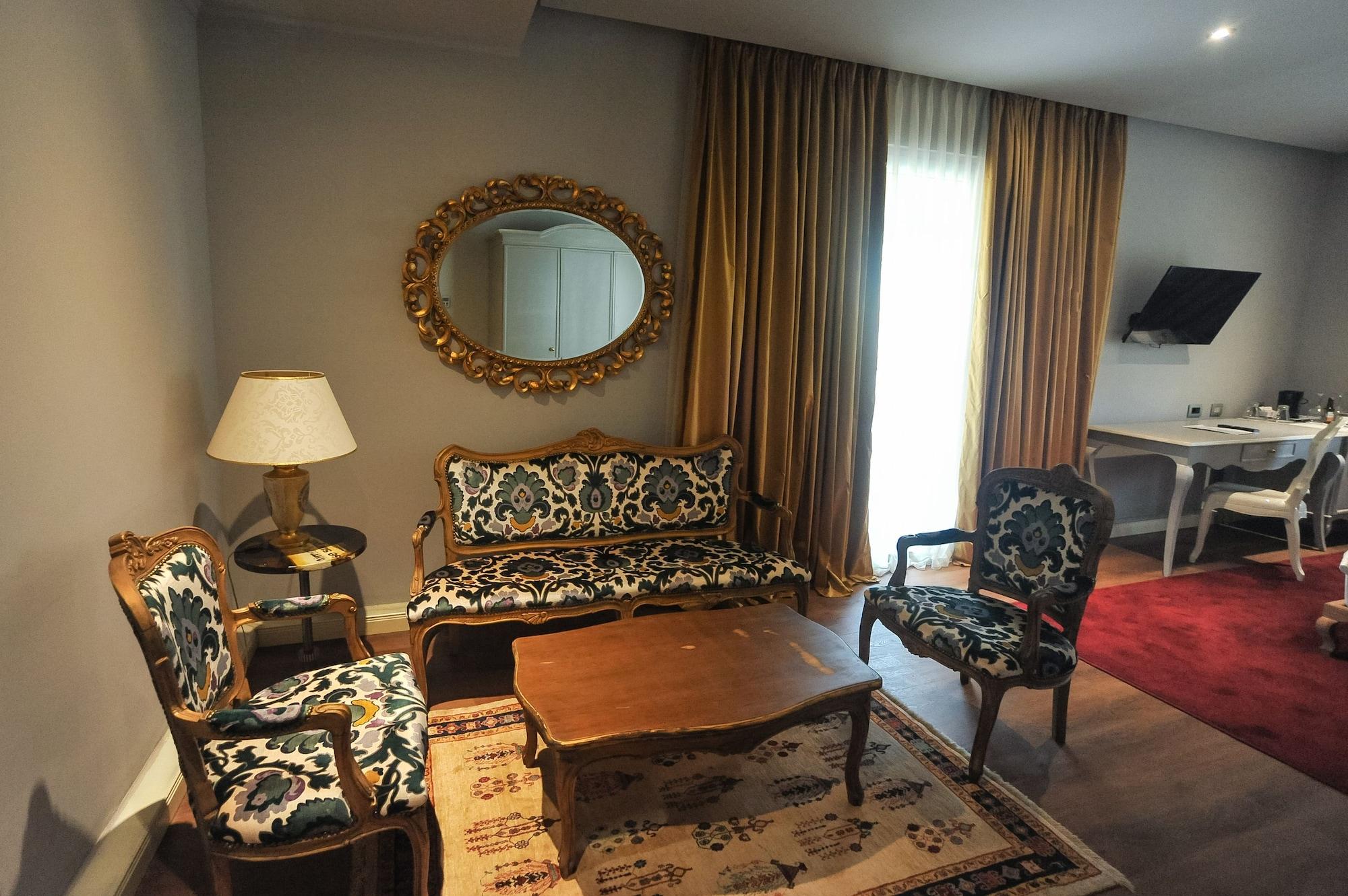 Classic Hotel Tirana Zewnętrze zdjęcie
