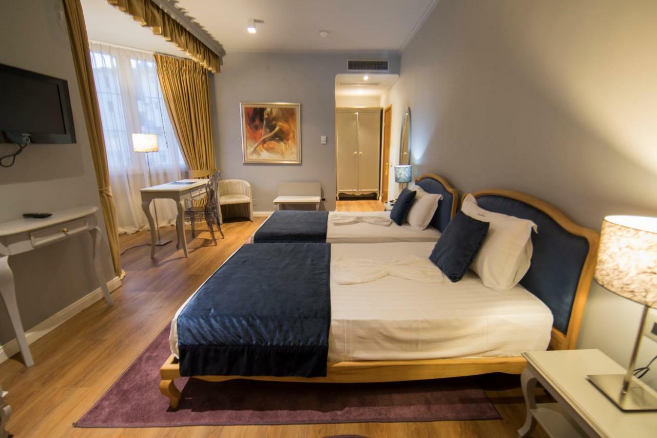 Classic Hotel Tirana Zewnętrze zdjęcie